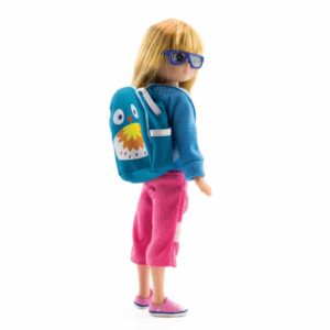 Cool 4 School – Lottie: Back View with Owl Backpack